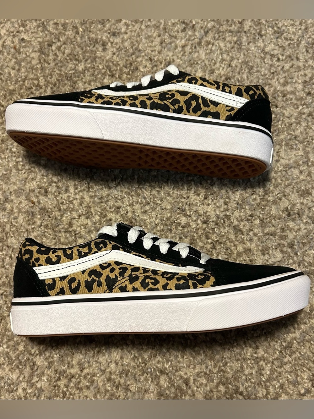 Vans Old Skool Platform Sneakers - Leopard/Black/White - Kids Size 2.5 - NWOT